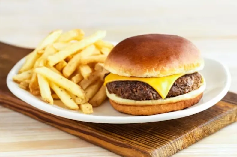 boomerang-cheeseburger-Outback-kids-menu-with-prices