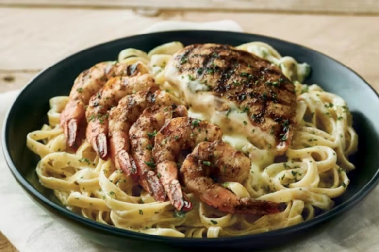 queensland-chicken-shrimp-pasta-Outback-menu